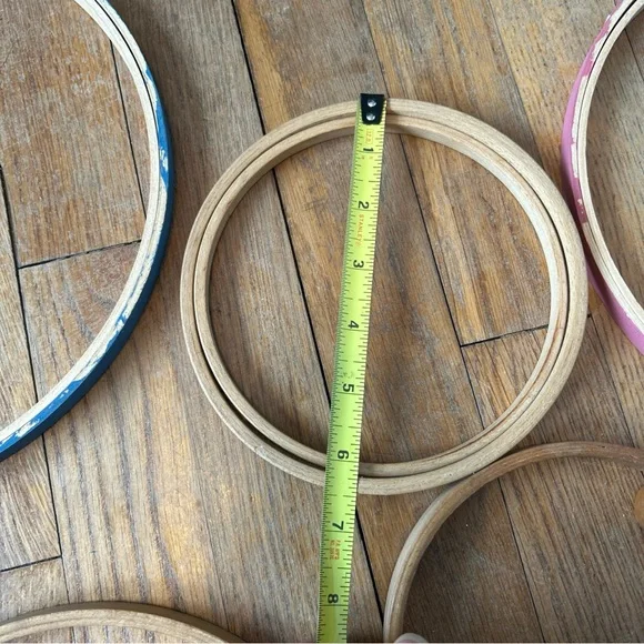Wooden Embroidery Hoop Set - Picture 5 of 8